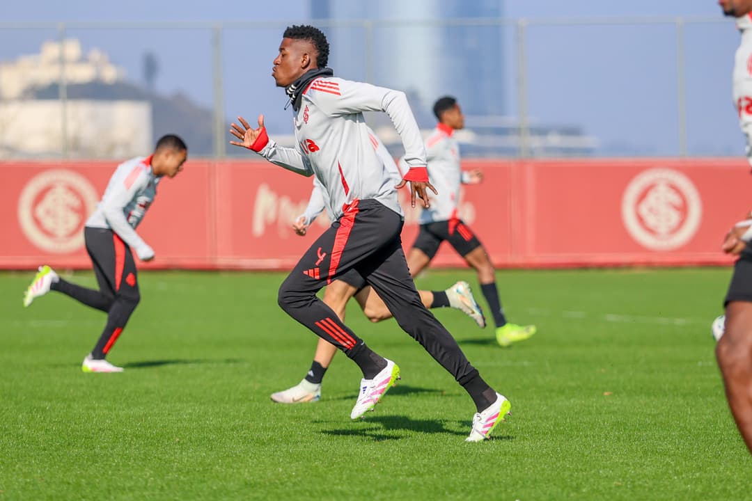 Penúltimo trabalho antes do retorno do Brasileirão