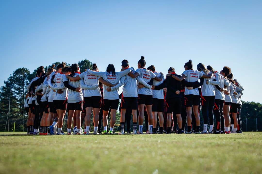 Gurias Coloradas iniciam preparação para enfrentar o Palmeiras pelo Brasileirão ...