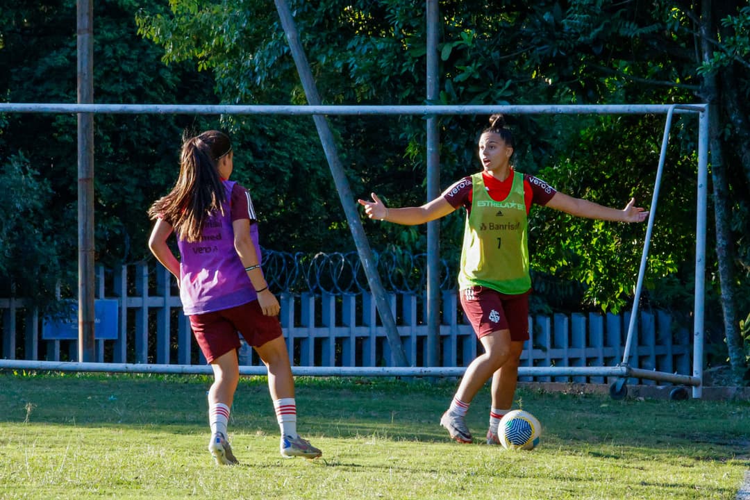 Gurias Coloradas finalizam preparação para o Gre-Nal pelo Brasileirão Feminino S...