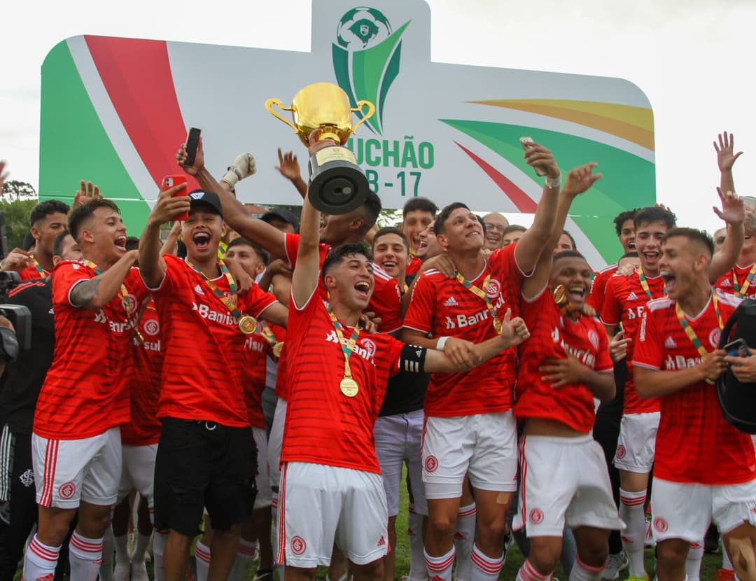 Celeiro de Ases é campeão gaúcho juvenil!