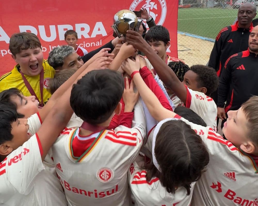 Escola Rubra realiza torneio inspirado no Mundial de Clubes do Internacional